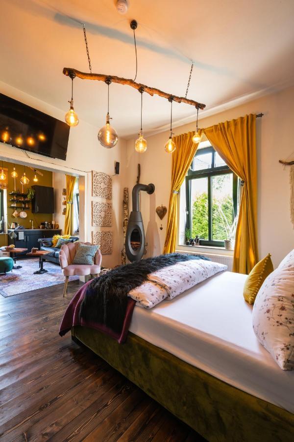 Benz Iii Apartment