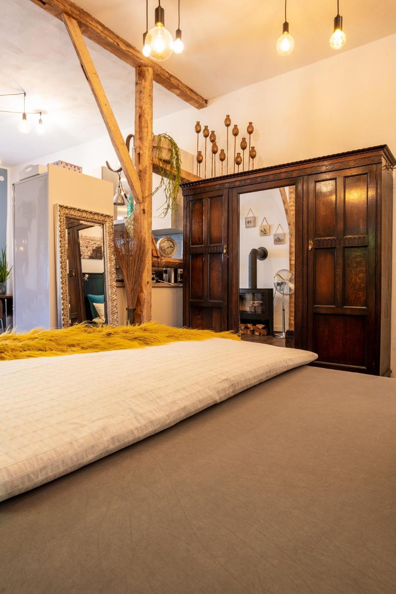 Benz Iii Apartment
